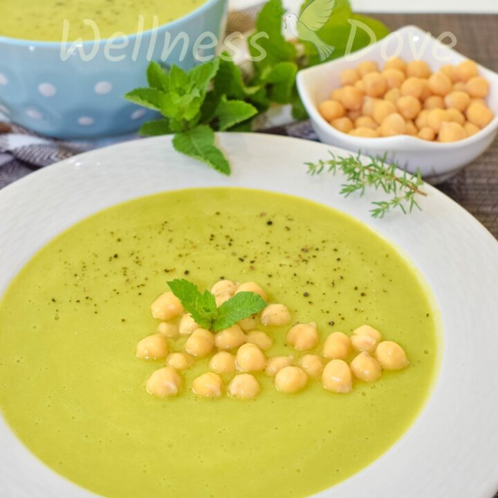 Quick & Satiating Green Peas Soup