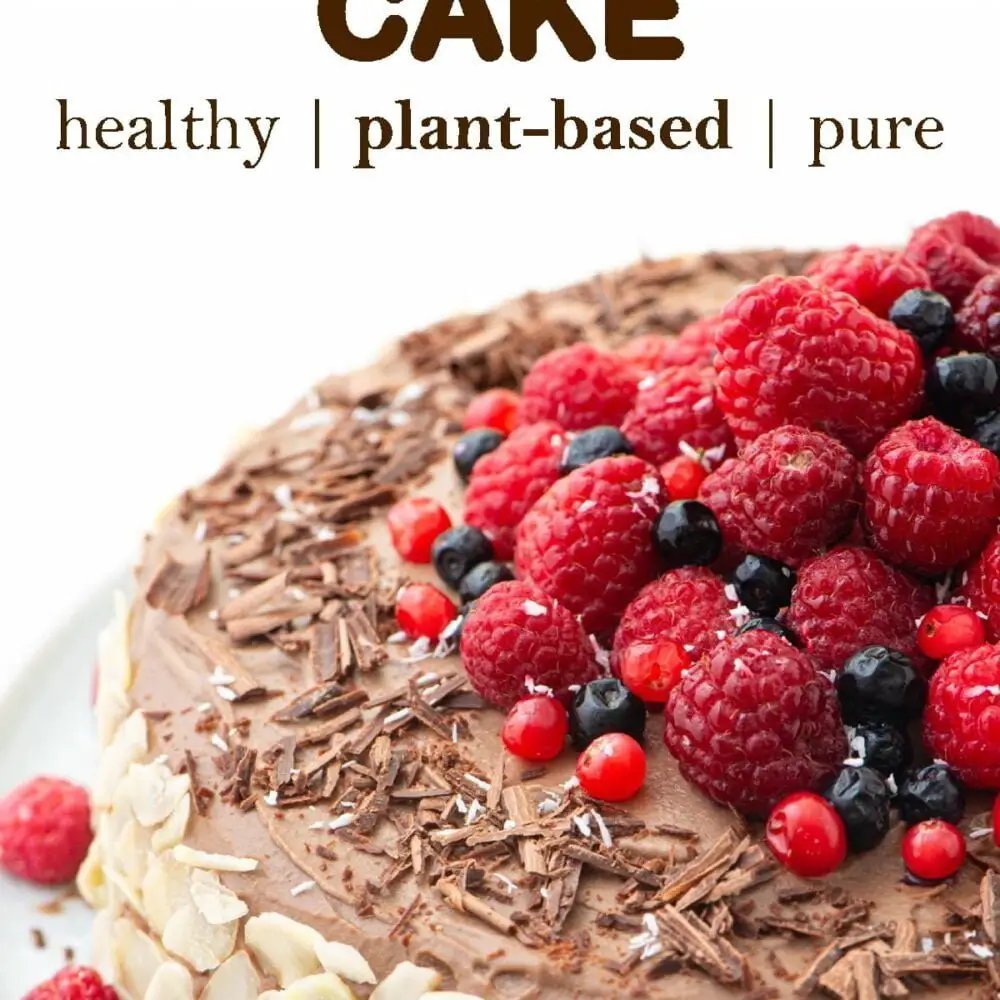 This is a dairy-free, sugar-free, oil-free chocolate cake! Super calorie-light but unbelievably tasty. With juicy raspberries for a touch of freshness and aroma. For those special occasions when you want to prepare something sweet and delicious yet healthy as well.