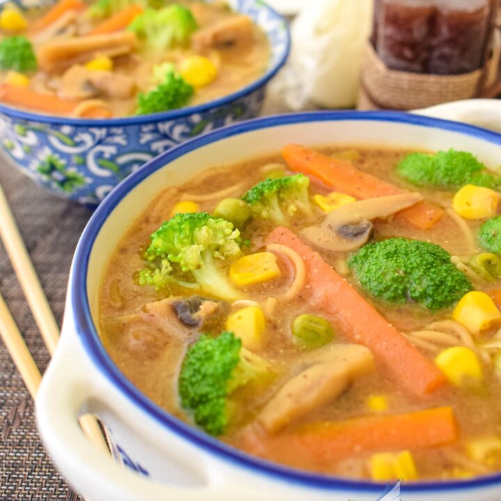 One super easy and tasty soup with a great variety of healthy vegetables in it! Truly healthy meal requiring minimal fussing around in the kitchen. Without any added oils with only whole plant ingredients.