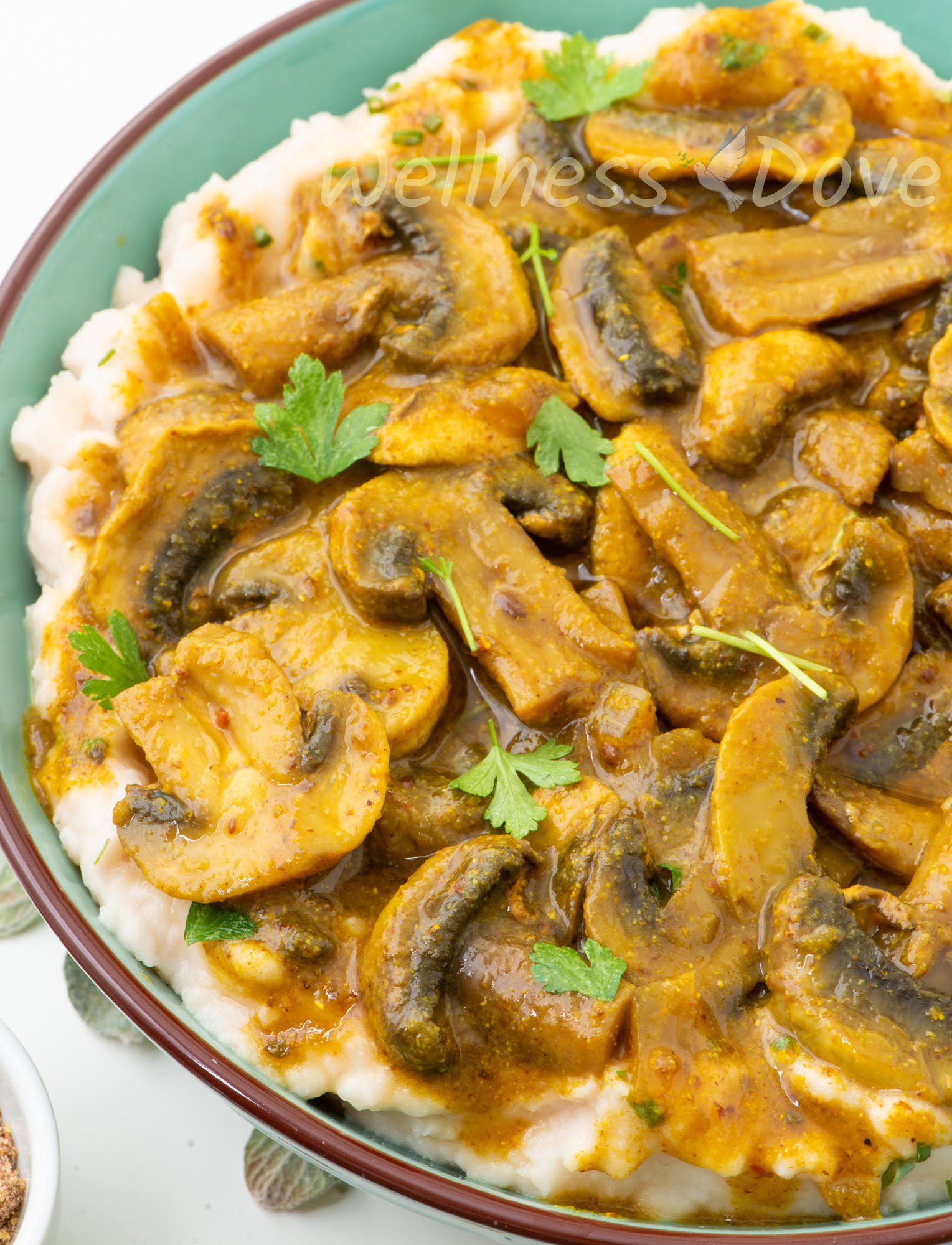 Easy Curry Mushrooms Over White Bean Mash | WellnessDove