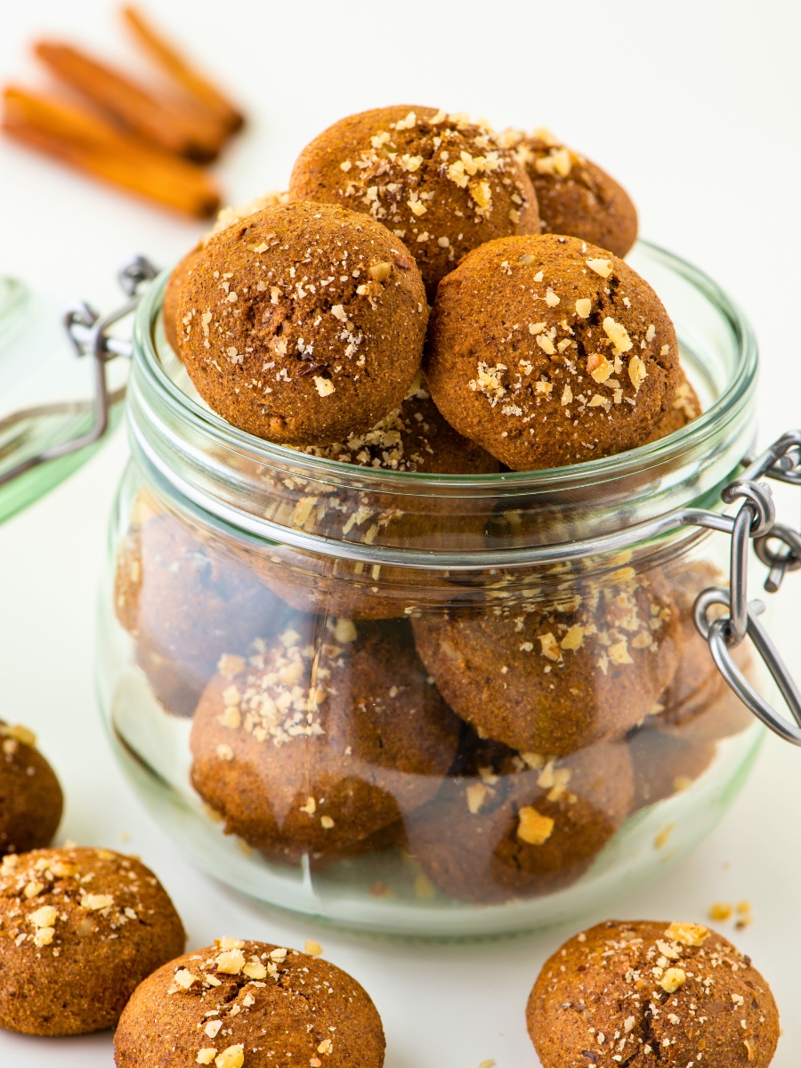Whole Wheat Cinnamon Cookies