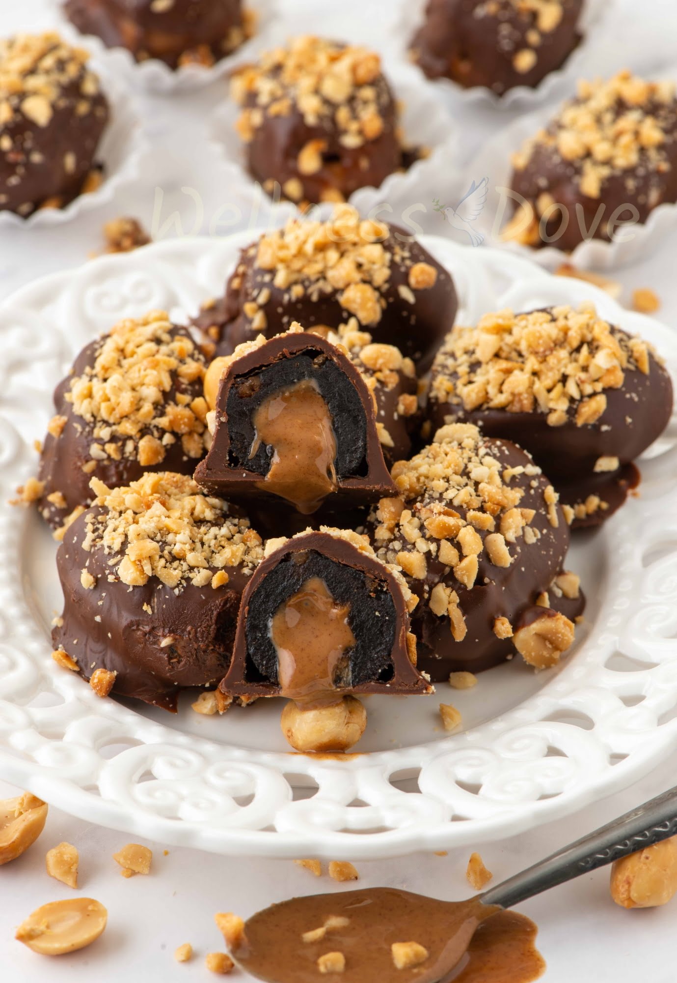 Healthy Mini Vegan Snickers