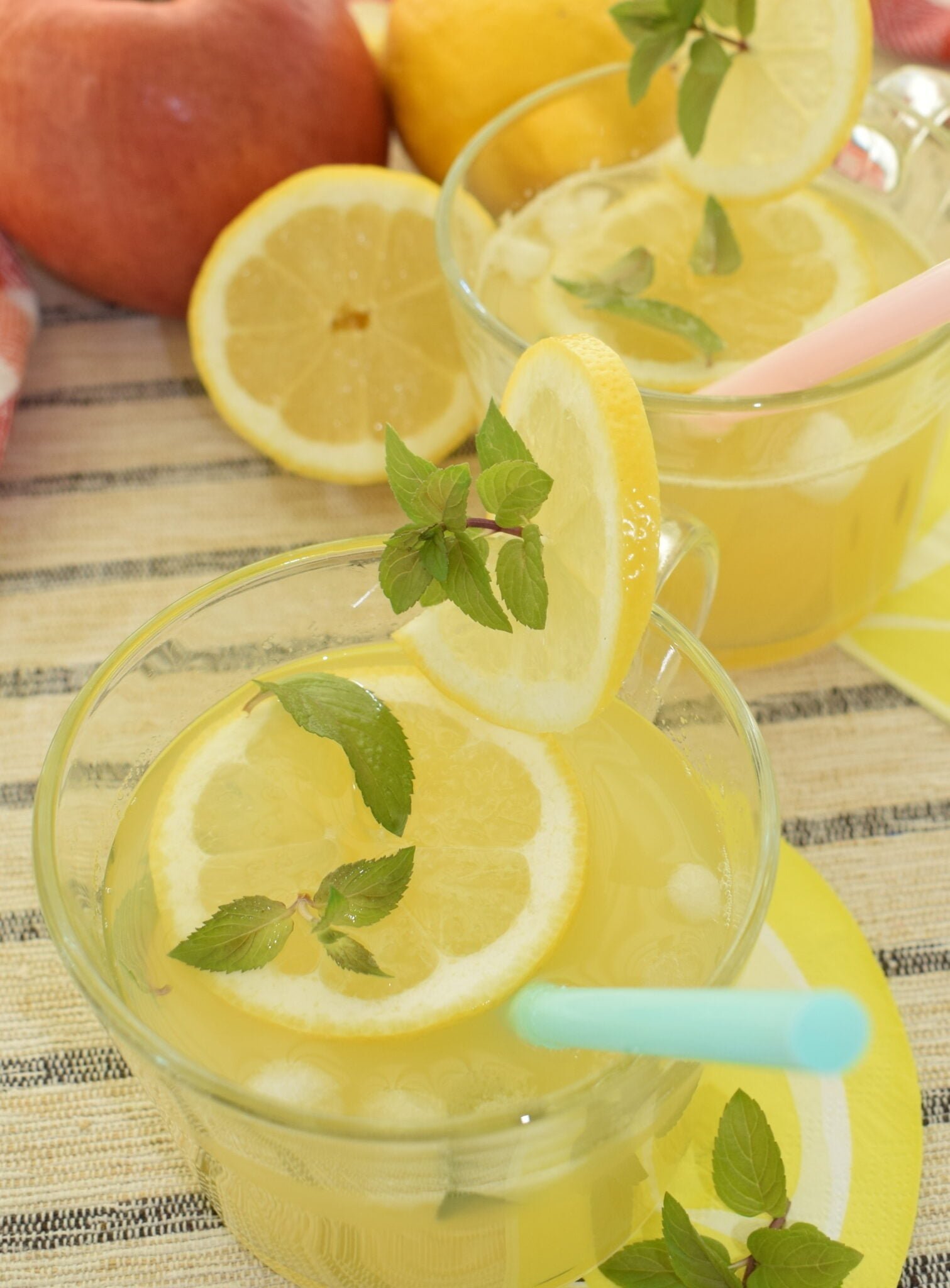 Detox Sugar-free Lemonade | WellnessDove