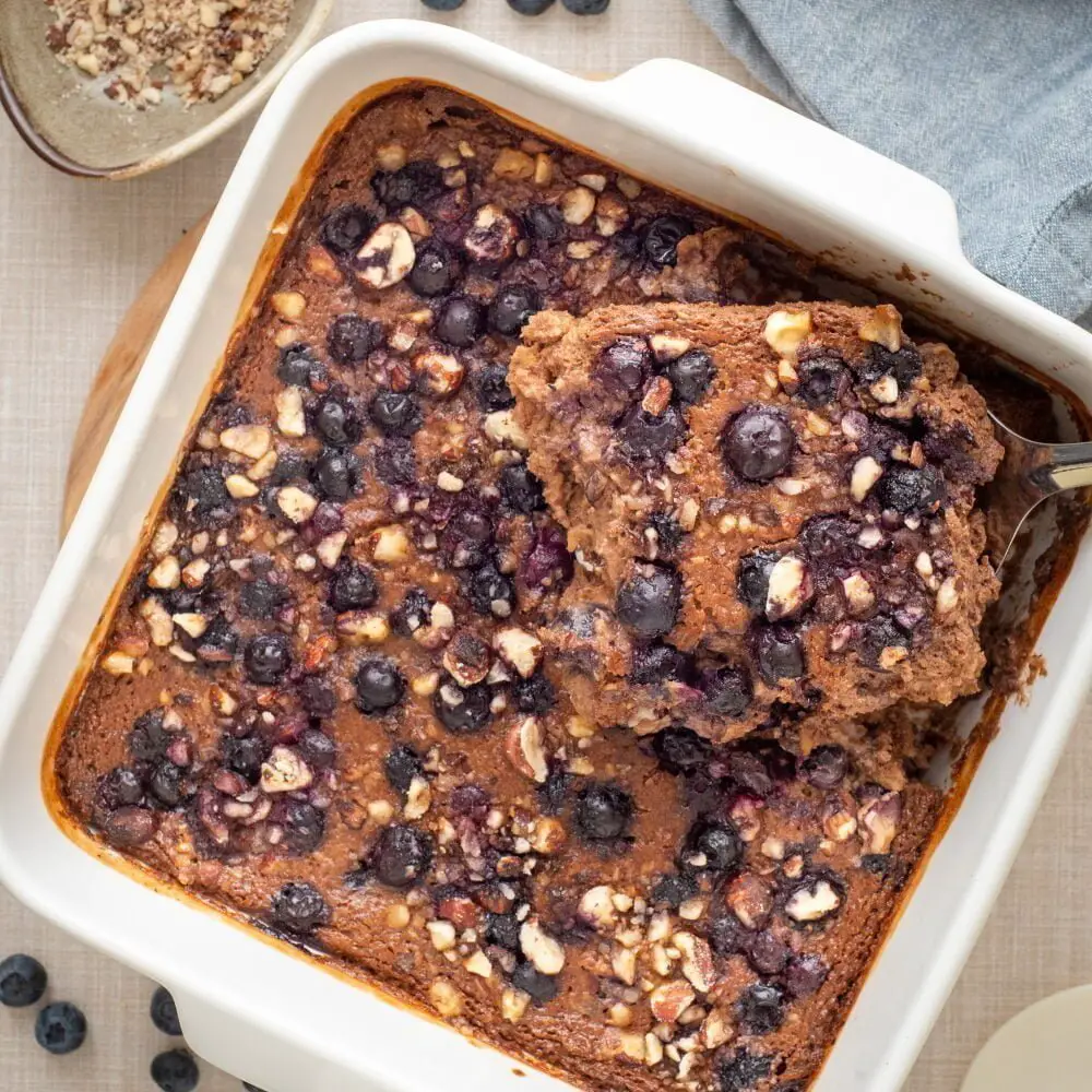 baked oatmeal,blueberries,baked oatmeal with blueberries