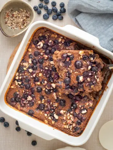 baked oatmeal,blueberries,baked oatmeal with blueberries