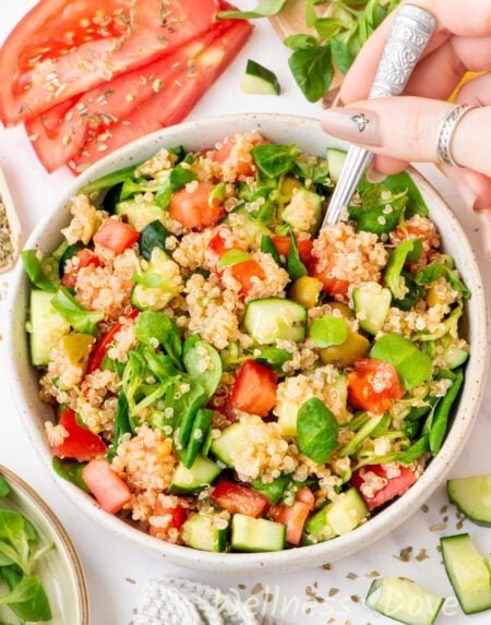 Easy-Summer-Quinoa-Salad-6 Easy Tomato Quinoa Salad
