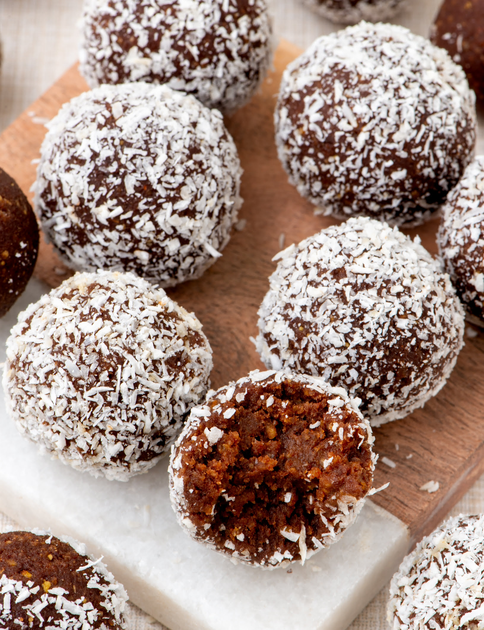 Healthy Chickpea Energy Balls