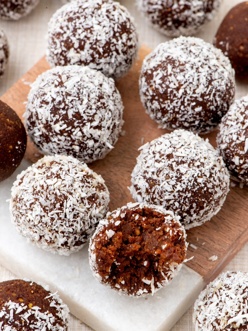 Healthy Chickpea Energy Balls