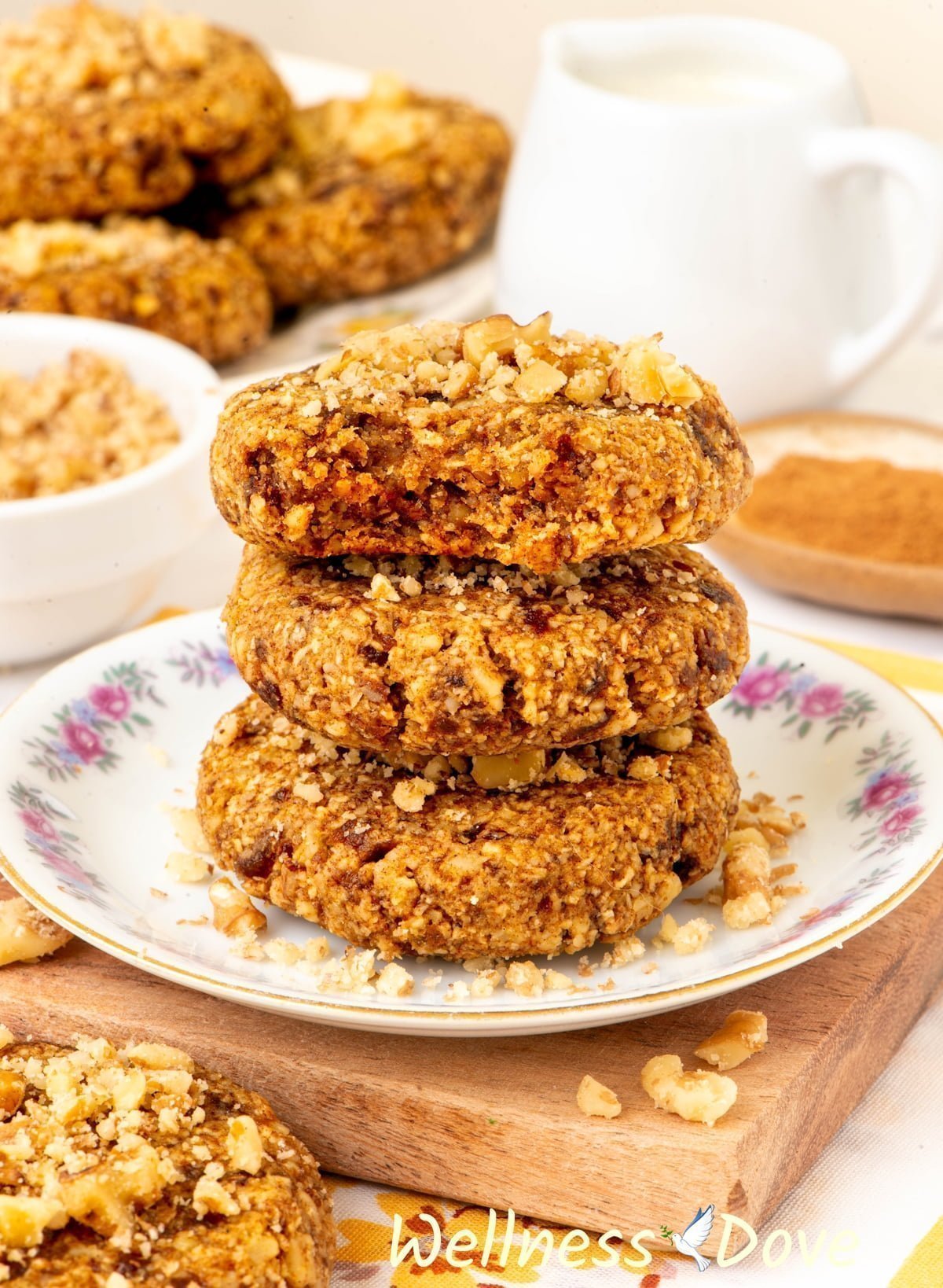 Easy Oatmeal Walnut Cookies