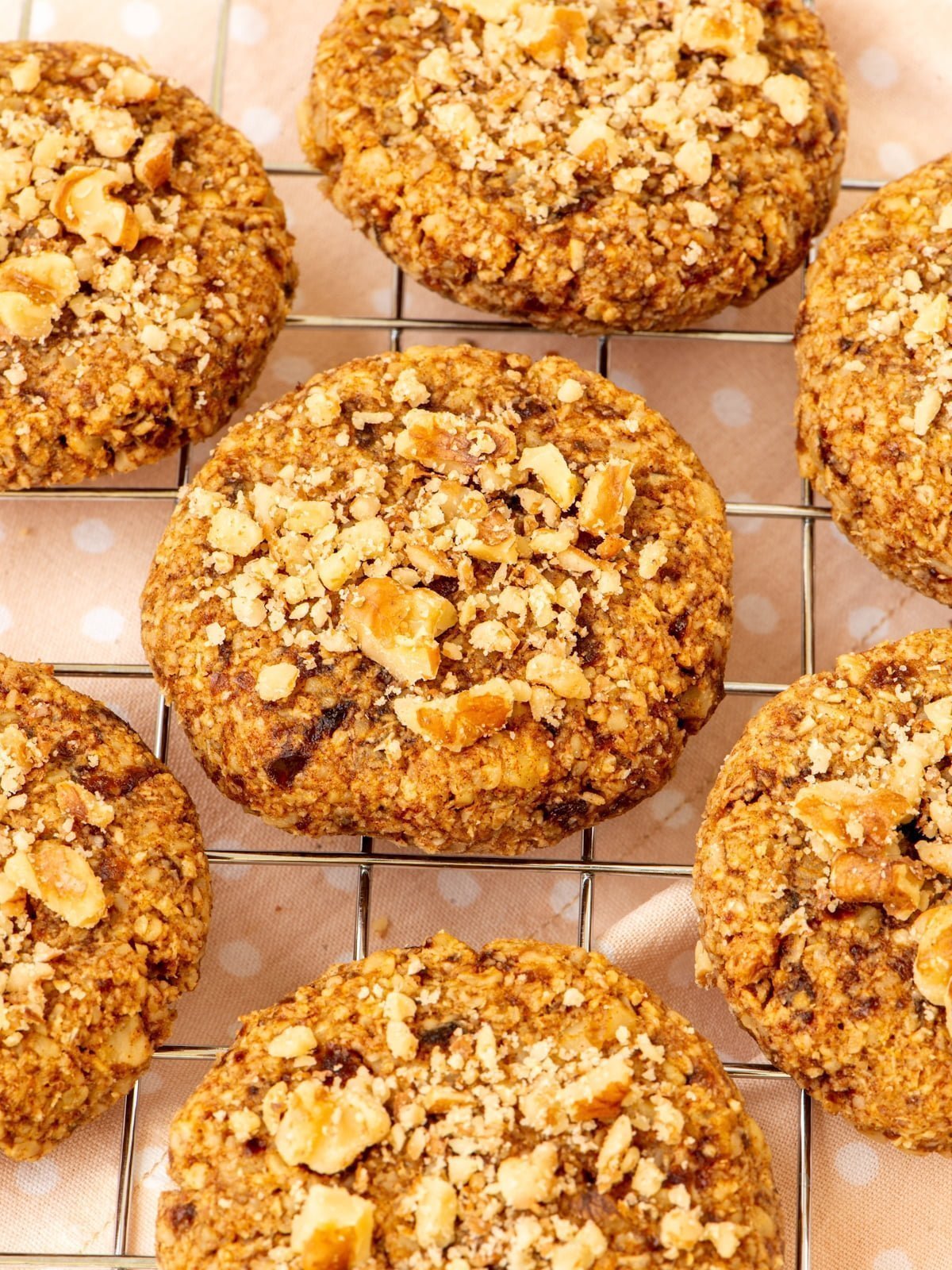 Easy Oatmeal Walnut Cookies