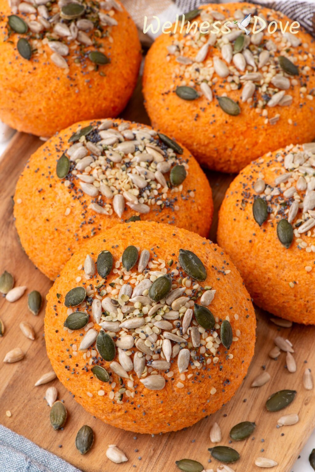 a macro shot of the Quick Vegan Lentil Bread Rolls