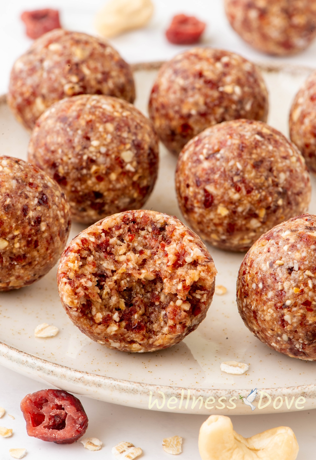 Cranberry Oatmeal Energy Bites