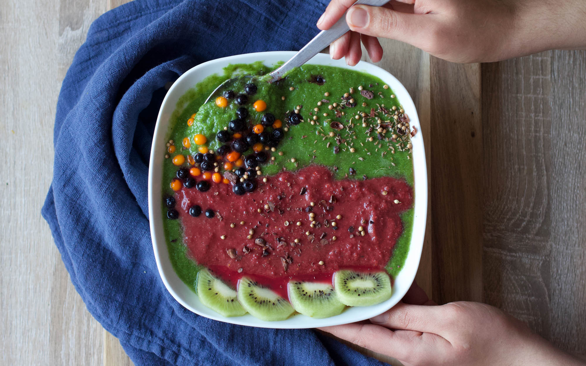 Healthy Green Smoothie Bowl