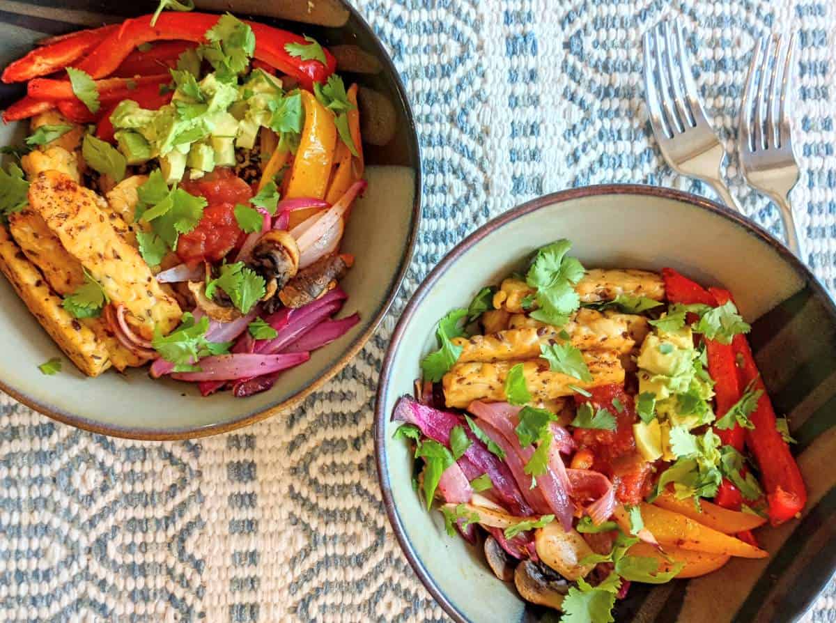 Vegan Fajita Bowls with Tempeh