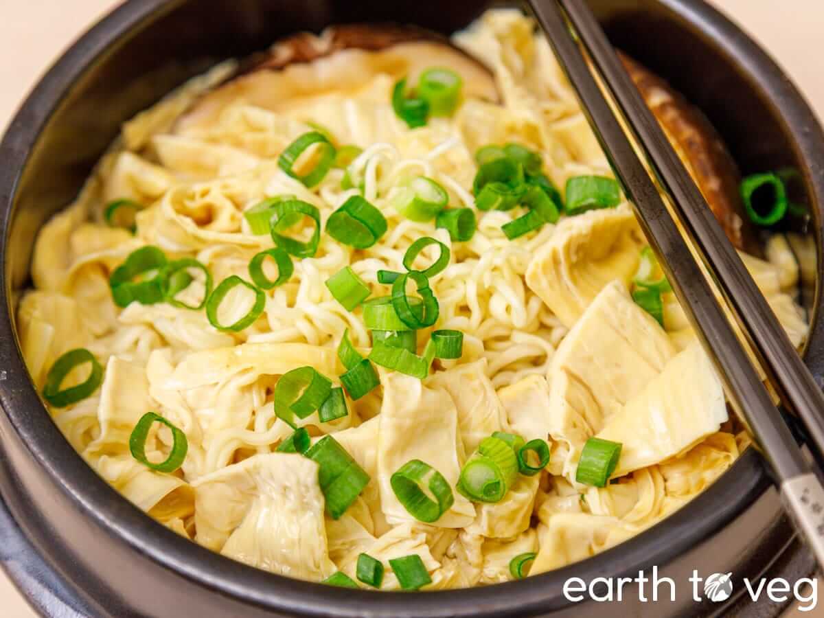 Yuba Soup (Tofu Skin Soup)